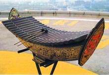 The Thai Xylophone (ranaht)