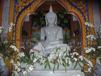 Buddha image at Wat Chalong
